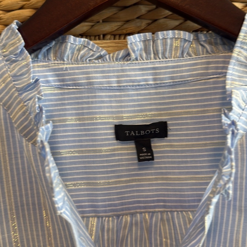 Talbots Silver Stripe Poplin Cotton Woven 1/2 Placket Collar Button Up Blouse, S - Picture 2 of 6